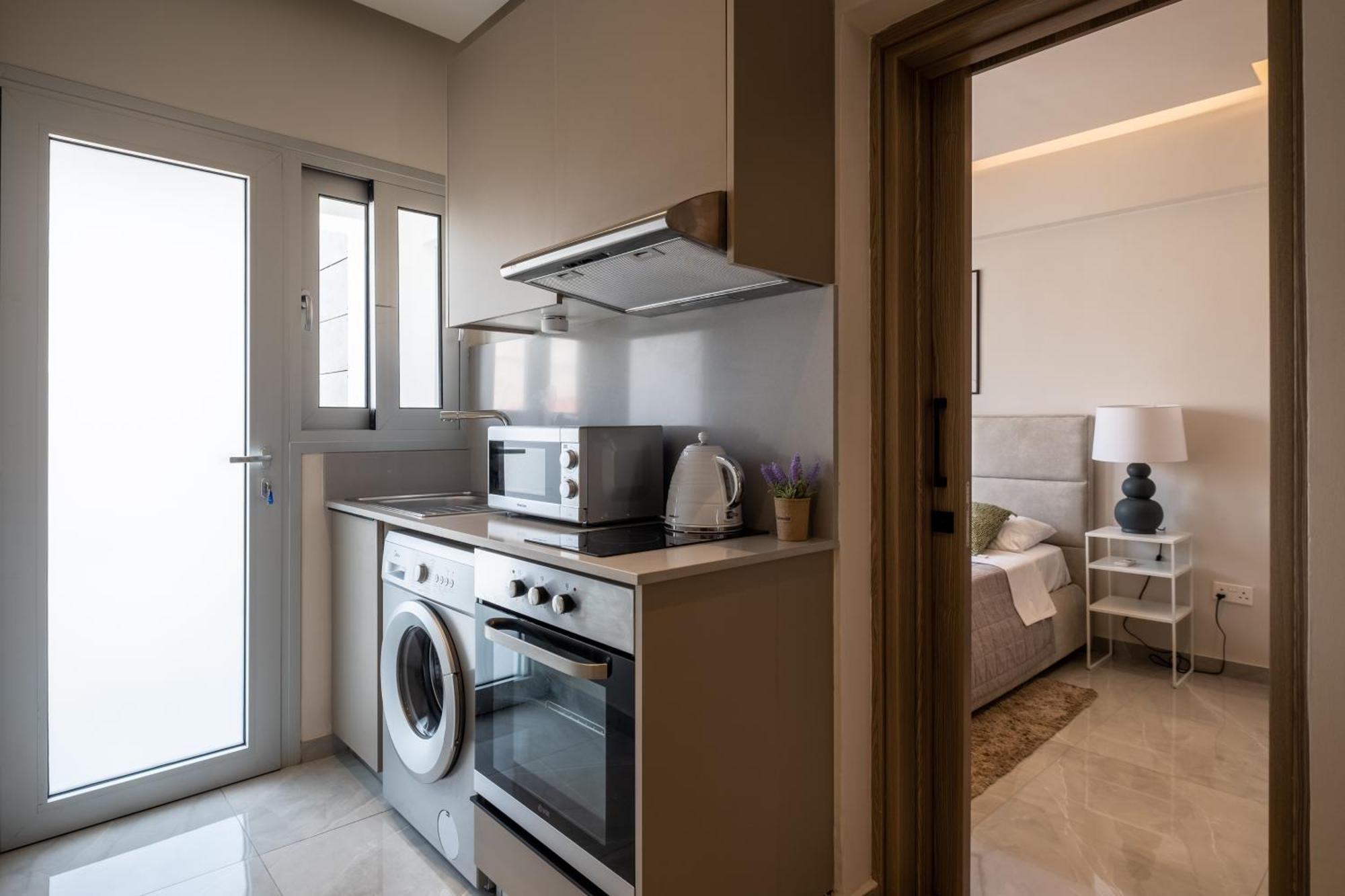 Georgiana Suites ラルナカ 部屋 写真