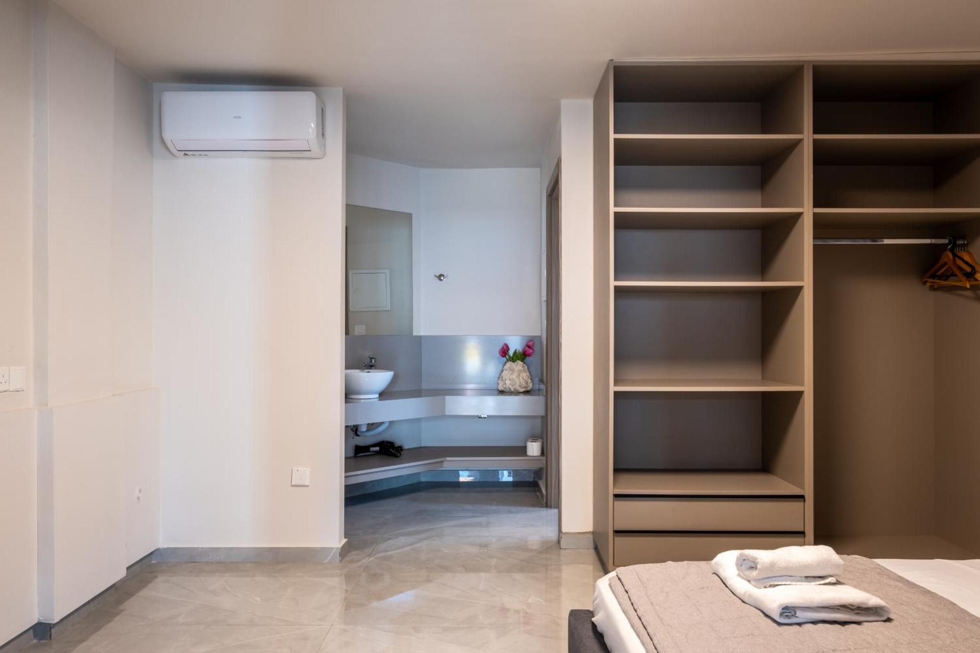 Georgiana Suites ラルナカ 部屋 写真