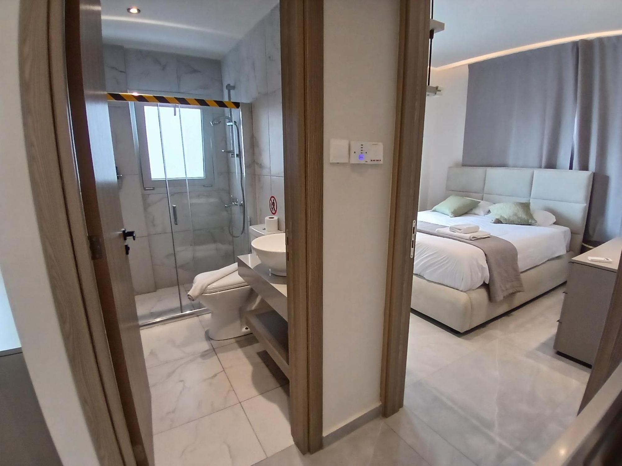Georgiana Suites ラルナカ 部屋 写真