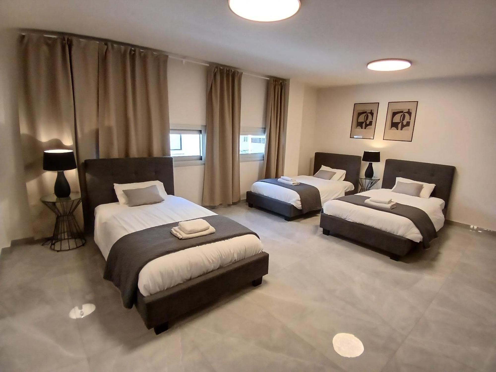Georgiana Suites ラルナカ エクステリア 写真