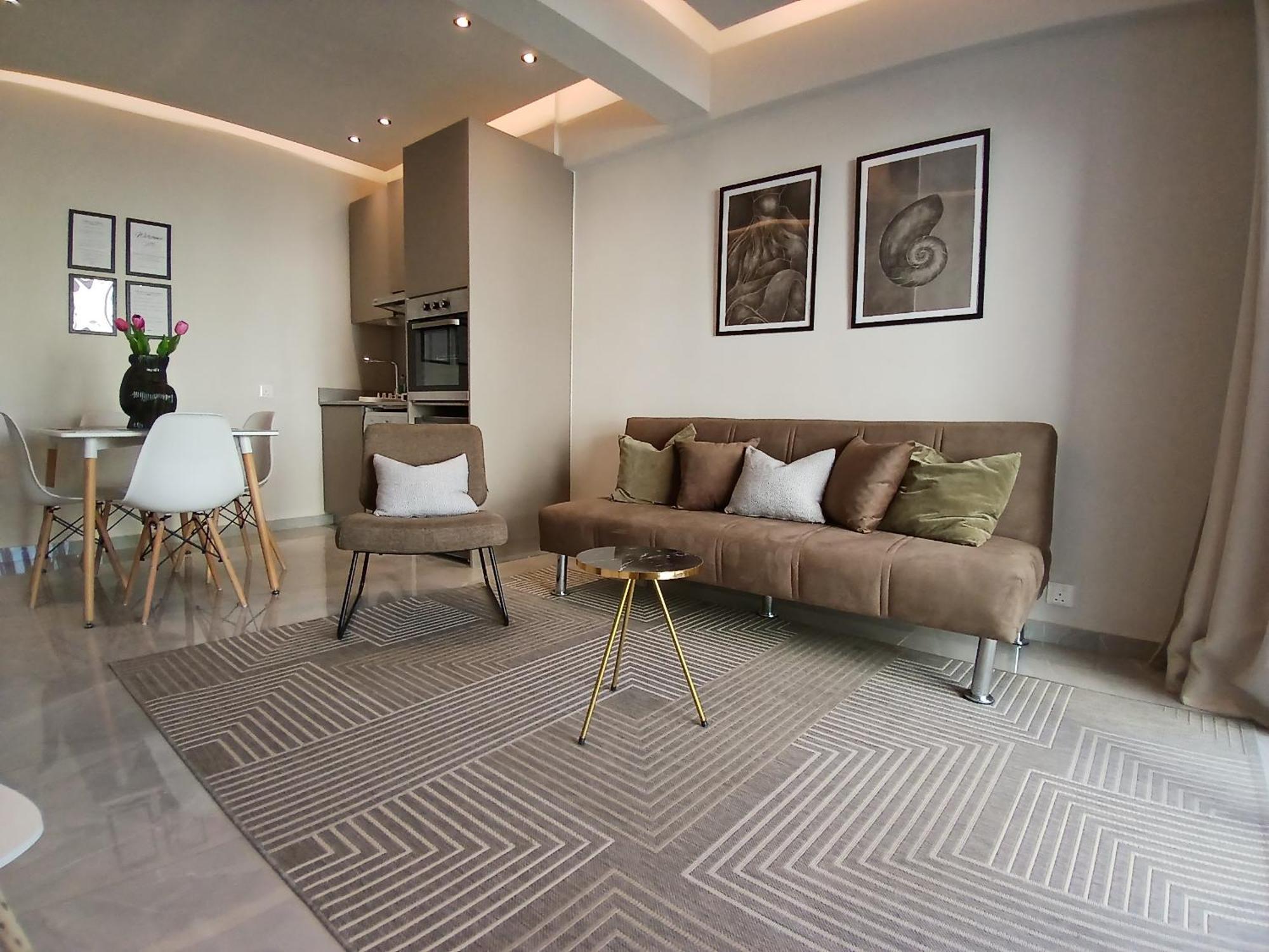 Georgiana Suites ラルナカ 部屋 写真