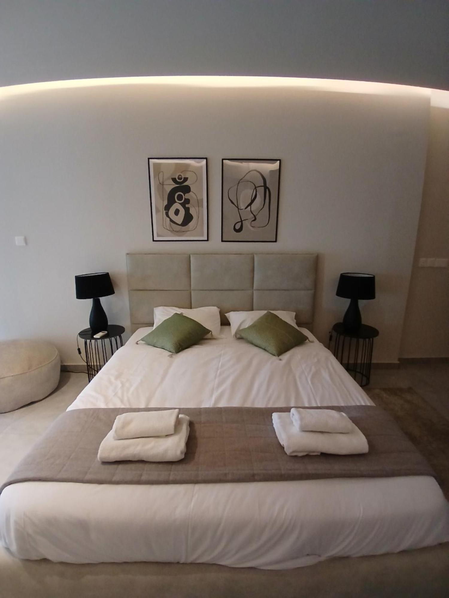 Georgiana Suites ラルナカ 部屋 写真