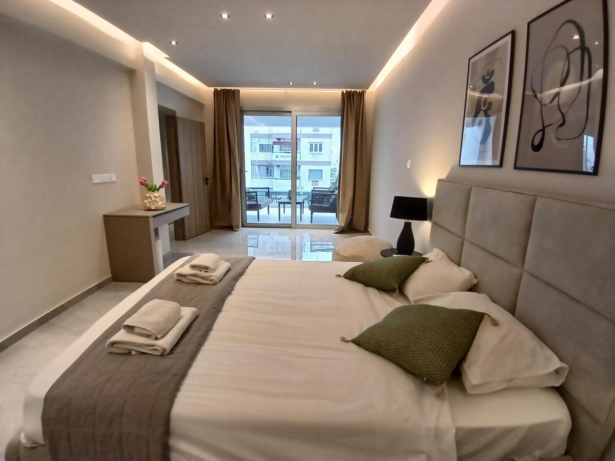 Georgiana Suites ラルナカ 部屋 写真