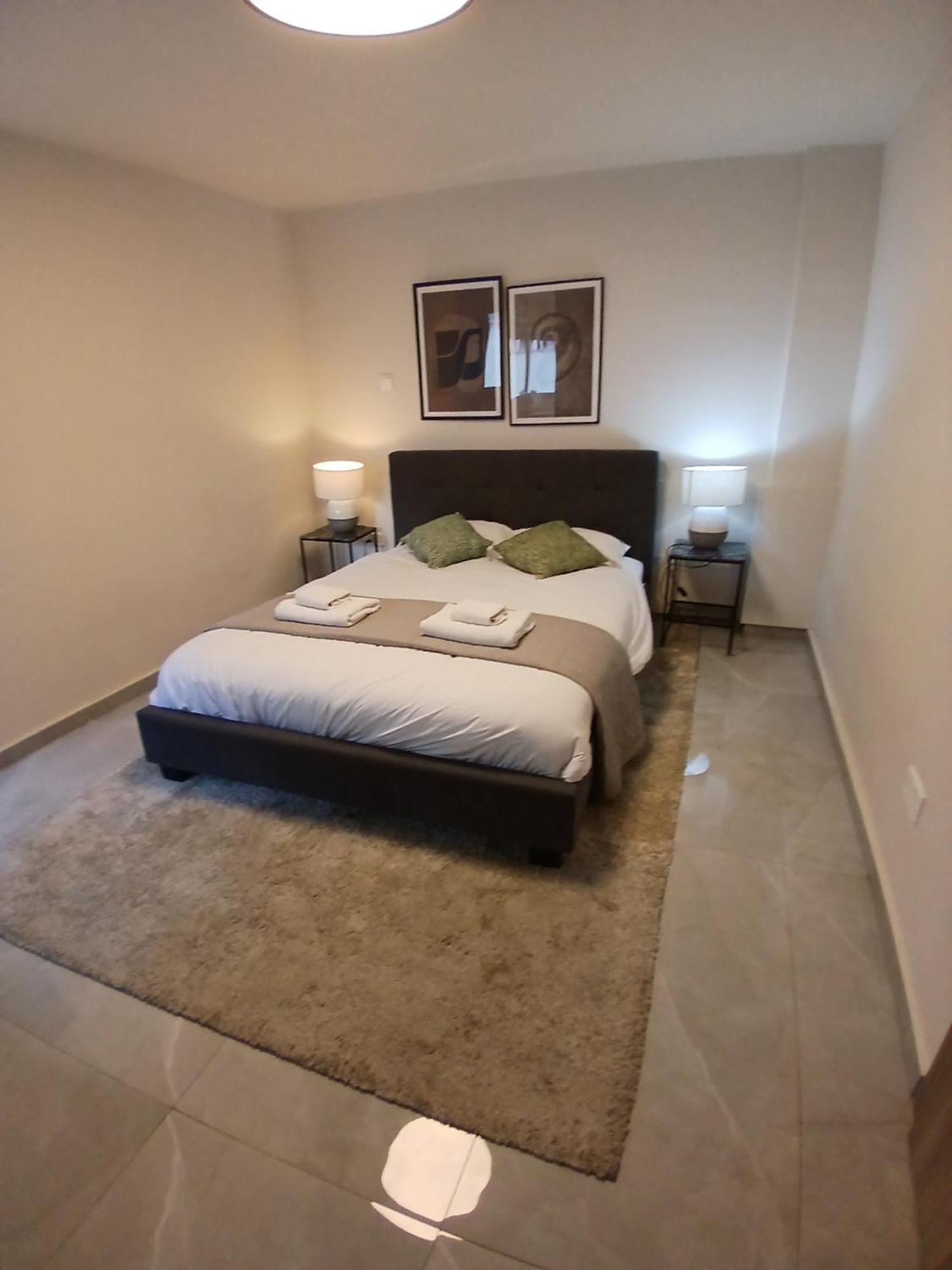 Georgiana Suites ラルナカ 部屋 写真